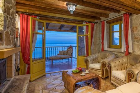 Πολυτελείς βίλες 510 τ.μ προς πώληση, Ιόνια Νησιά