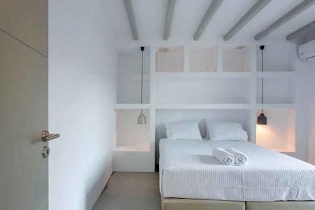 Μοντέρνα βίλα 155 τ.μ. πωλείται στη Μύκονο