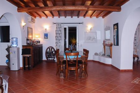 Μύκονος εξαιρετική βίλα 250 τ.μ προς πώληση