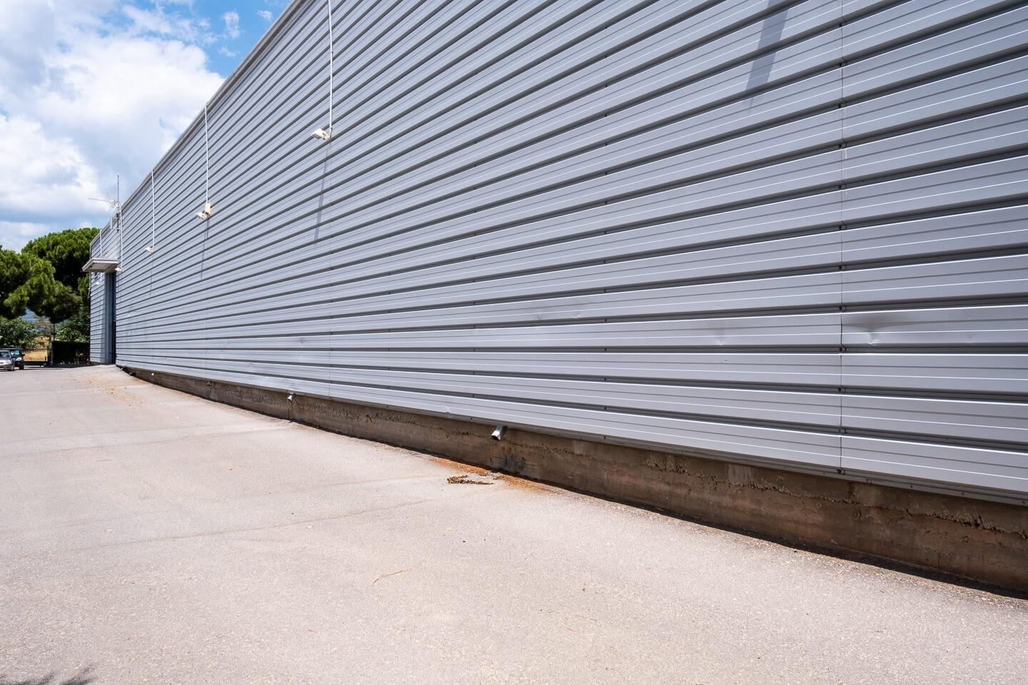 Επαγγελματικό κτίριο 1.550 τ.μ προς ενοικίαση