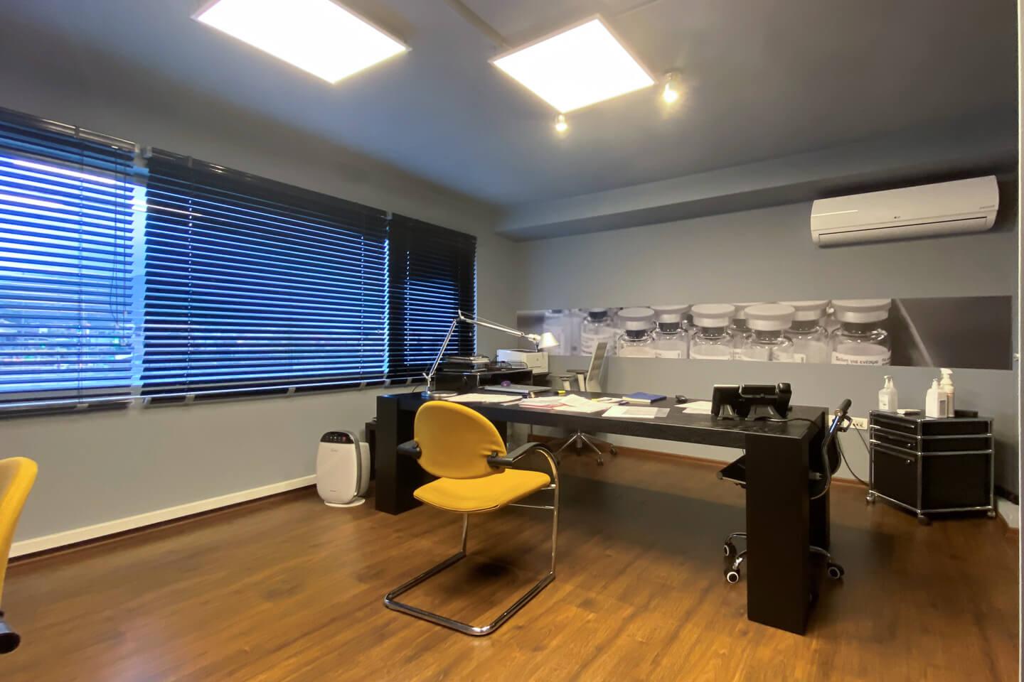 Επαγγελματικό κτίριο 1.260 τ.μ προς ενοικίαση, Γέρακας