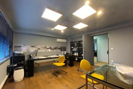 Επαγγελματικό κτίριο 1.260 τ.μ προς ενοικίαση, Γέρακας