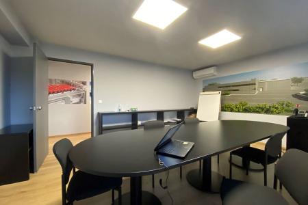 Επαγγελματικό κτίριο 1.260 τ.μ προς ενοικίαση, Γέρακας