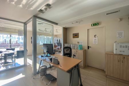 Αυτοτελές κτίριο 1.704 τ.μ προς πώληση, Δάφνη