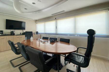 Επαγγελματικό κτίριο 1.704 τ.μ προς ενοικίαση, Δάφνη