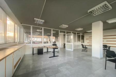 Επαγγελματικό κτίριο 1.350 τ.μ προς πώληση, Άλιμος