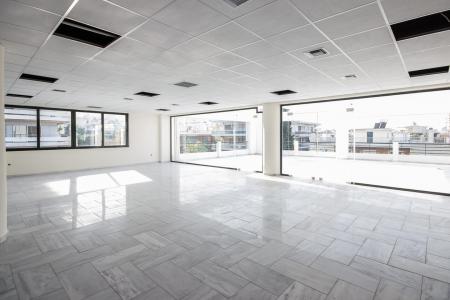 Επαγγελματικό κτίριο 2.400 τ.μ προς πώληση, Χολαργός