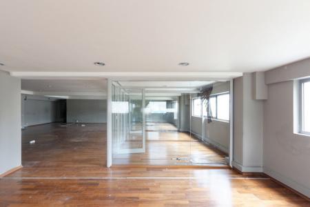 Μεταμόρφωση γραφείο 460 τ.μ προς ενοικίαση