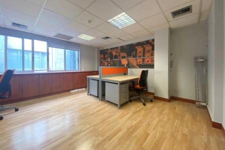 Γραφείo 700 τ.μ προς ενοικίαση στο Σύνταγμα