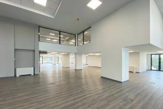 Αυτοτελές κτίριο 3.800 τ.μ προς ενοικίαση, Αττική