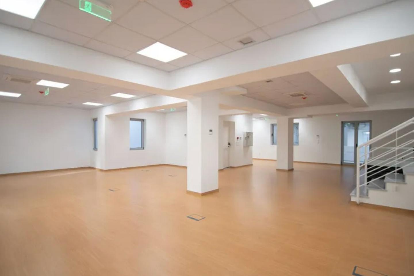 Αθήνα κέντρο, γραφείο 420 τ.μ προς ενοικίαση